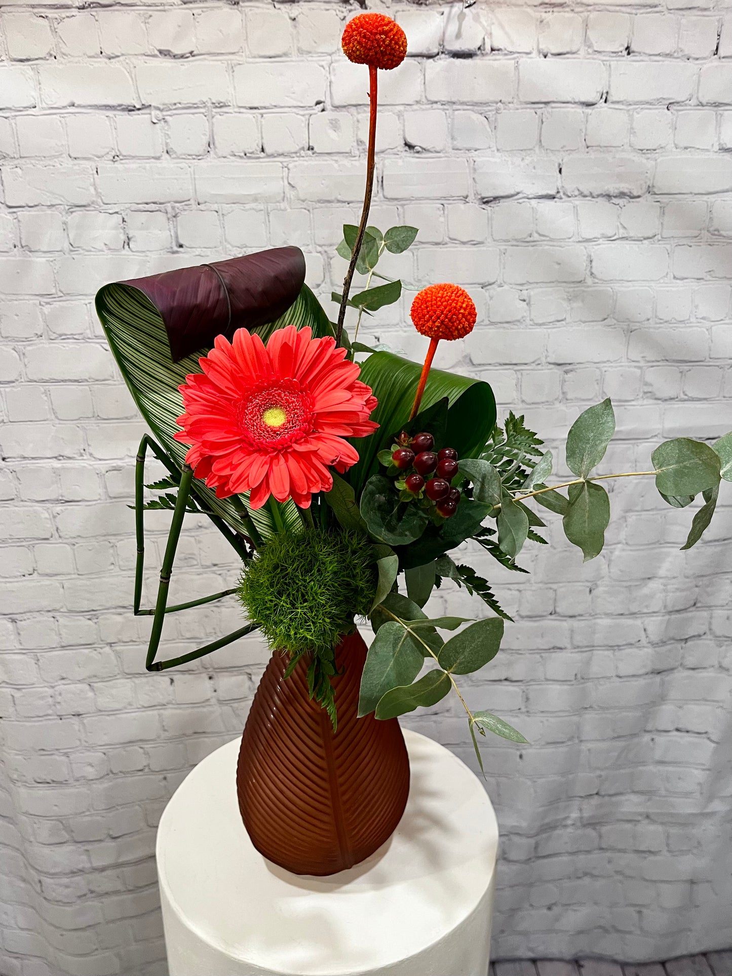 THE "BEST BUDS" VASE