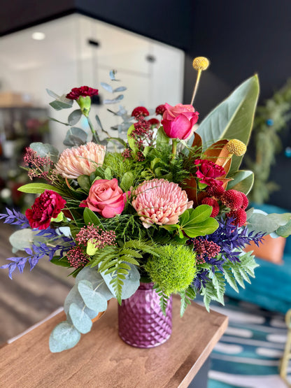 Lethbridge Valentine Flowers Delivery Pick-up Pink Red Roses Mum Carnation